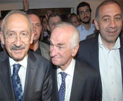 Gürsel Tekin MYK üyesi olarak kaldı