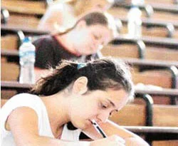 Harcı artır öğrenciyi engelle