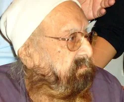 Hindistanlı yazar 95 yaşında kitap yazdı