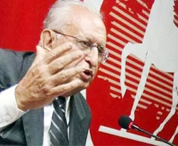 Hüsamettin Cindoruk'un ihracını istediler
