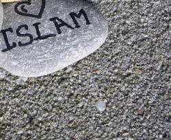 İslam'a rekor geçiş