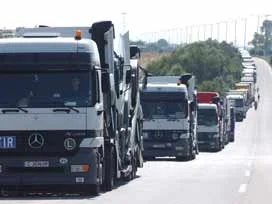 Kapıkule'de TIR kuyruğu