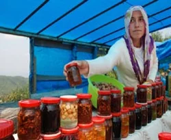 Karadenizlilerden bir de fındık reçeli!
