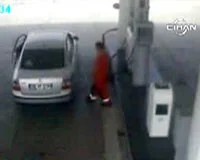 O Passat güvenlik kamerasına yakalanmış...