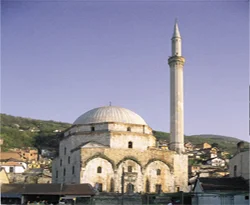 Priştina'nın Süleymaniye'si ibadete açıldı