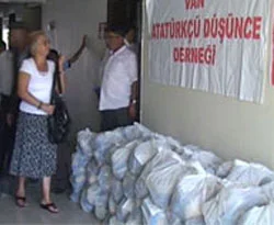 Ramazan paketlerinde bakın ne var?