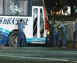 Rehine krizi 4 polise patladı