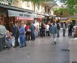 Sahaflar kitap fuarından şikayetçi