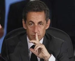 Sarkozy eğlence programlarına el attı