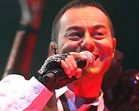 Serdar Ortaç'a 'Kürtçe' şantajı!