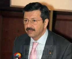 "Siyasallaştırmayın içeriği tartışın"