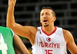 Türkiye, Yunanistan'ı yendi:76-65