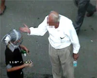 Yasadışı gösterilere 'mahalleli' tepkisi