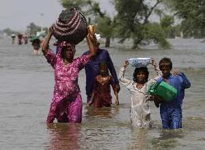 10 milyon Pakistanlı yardıma muhtaç