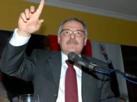 'AB'ye uygun sivil anayasaya ihtiyaç var'