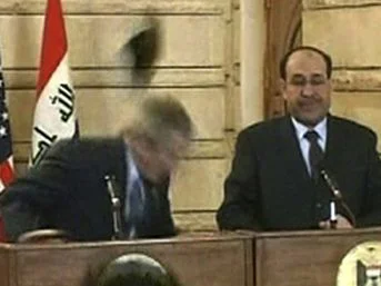 ABD: Bush savaş için bahane aradı