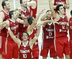 Ağaoğlu'ndan 12 Dev Adam'a daire