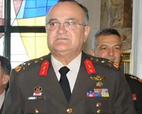 Ağar ve Mumcu'yu kim darbeyle korkuttu?