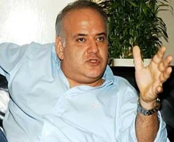 Ahmet Çakar'ı vuran kişi yakalandı