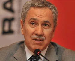 Arınç 'çözerim' yorumuna cevap verdi!