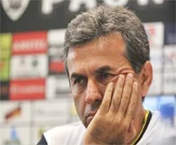 Aykut: Alex'ten saygı bekliyorum
