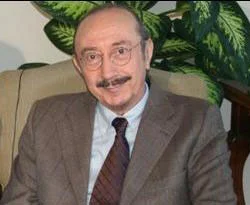 "AYM ve HSYK'ya şüpheyle bakıyorum"