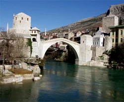 Aynı camiye 3. kez saldırı düzenlendi
