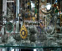 Bacanak bacanağın dükkanını soydu