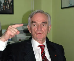 ''Bırakın, Saadet'i Önder Sav yönetsin''