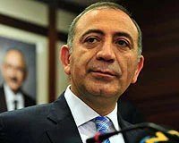 CHP'de Afiş skandalına yönetim ne dedi?