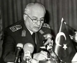 Evren'e bir darbe de hemşehrilerinden