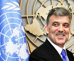 Gül, Ermenistan'ın bağımsızlığını kutladı
