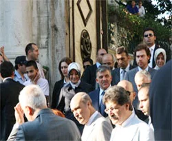 Gül, Hırka-i Şerif'i ziyaret etti