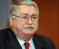 Hasan Celal Güzel Radikal'den ayrıldı