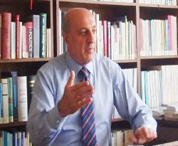 İlhan Kesici, CHP'den istifa etti