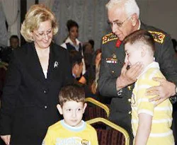 Koşaner, şehit ailelerine iftar yemeği verdi