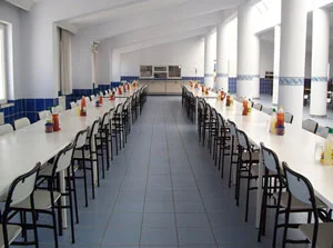 Öğrenci yemekleri açık büfe oldu