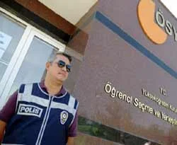 ÖSYM binasında incelemeler sürüyor