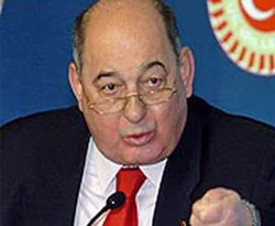 'Özal darbecilerin işbirlikçisiydi'
