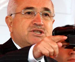 Parti lideri gibi konuşuyor