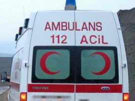 Pasinler'de trafik kazası: 2 ölü, 4 yaralı