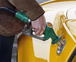 Petrol fiyatları 79 doların üzerinde