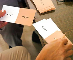 Referandumda katılım yüzde 73
