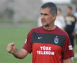 Şenol Güneş'ten futbolculara uyarı