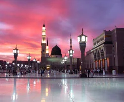 Suudi Arabistan'da bayram Cuma günü