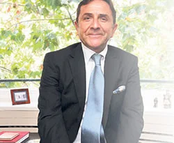 'Tıp artık bilim değil, tüccar faaliyeti!'