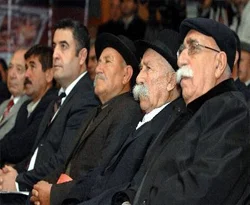 'Türkiye önyargıları atarak gelişebilir'