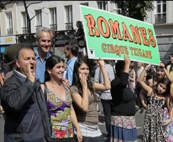 Uluslararası Af Örgütü'nden AB'ye: Romanları Kosova'ya göndermeyin