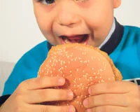 Virüslü hamburger mi yedirdiler?