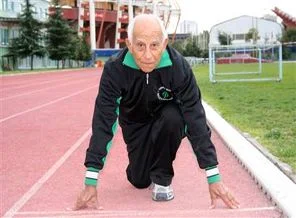 83'lük dede maraton koşacak
